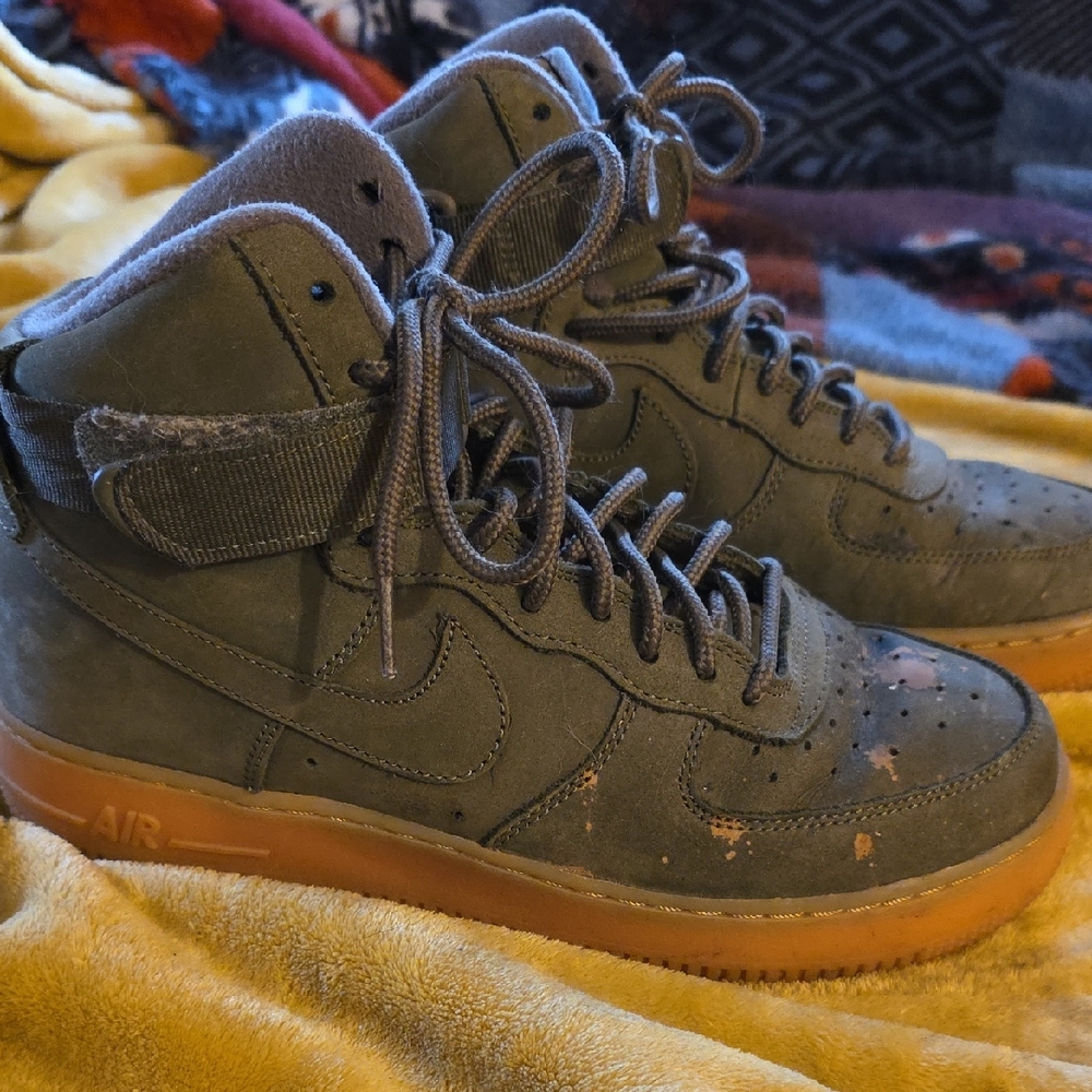 Nike Air Force 1 Dark Brown Sneakers